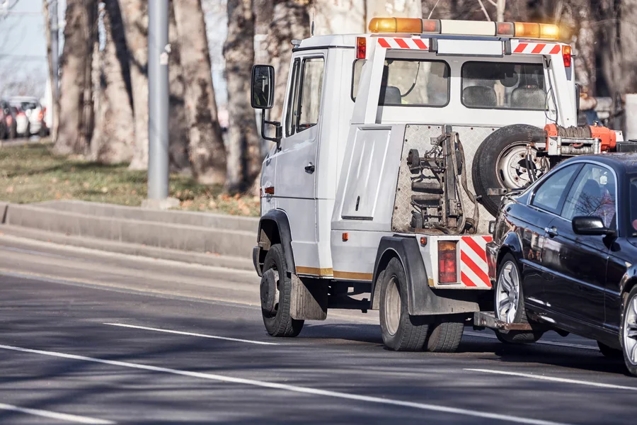 Common Scenarios That Require Wrecker Service Assistance in Orange, CA Common Scenarios That Require Wrecker Service Assistance in Orange, CA