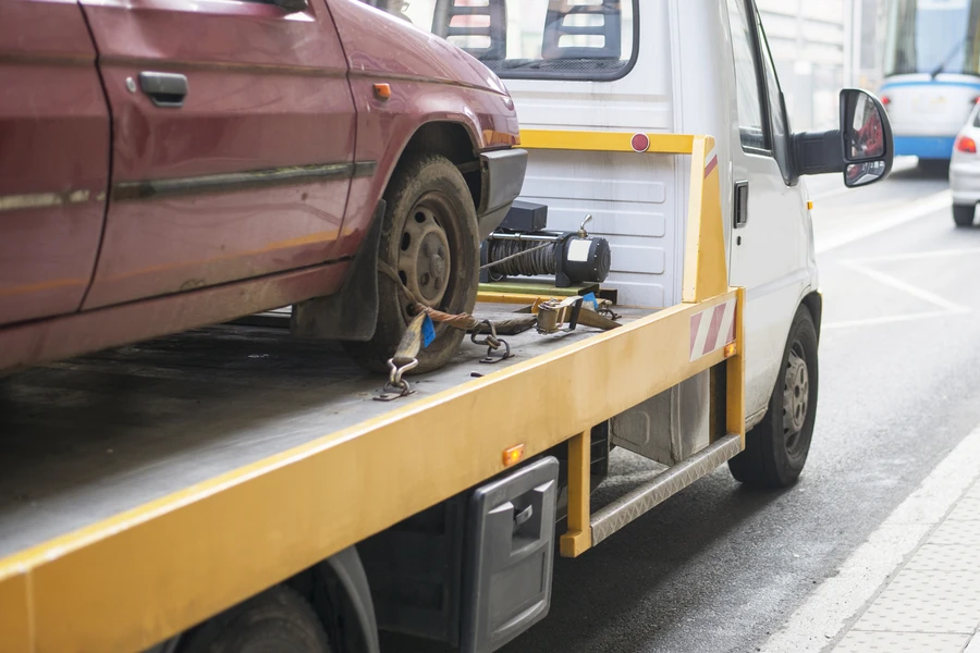 How Emergency Towing Services Can Reduce Stress During Breakdowns in Orange, CA How Emergency Towing Services Can Reduce Stress During Breakdowns in Orange, CA